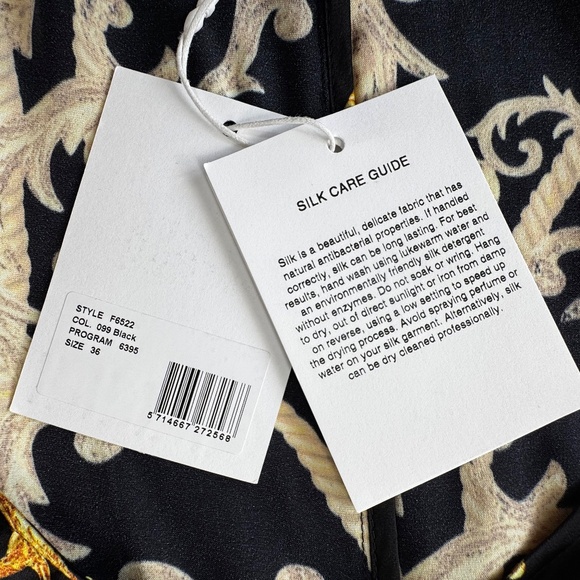 NWT Ganni Silk Stretch Blouse U-neck Gathered Fitted Black & Gold Baroque - Picture 14 of 16